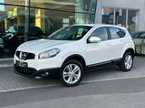 Nissan Qashqai Acenta 1.6 dCi Klimaaut. AHK - Nissan Qashqai Gebrauchtwagen in Kassel