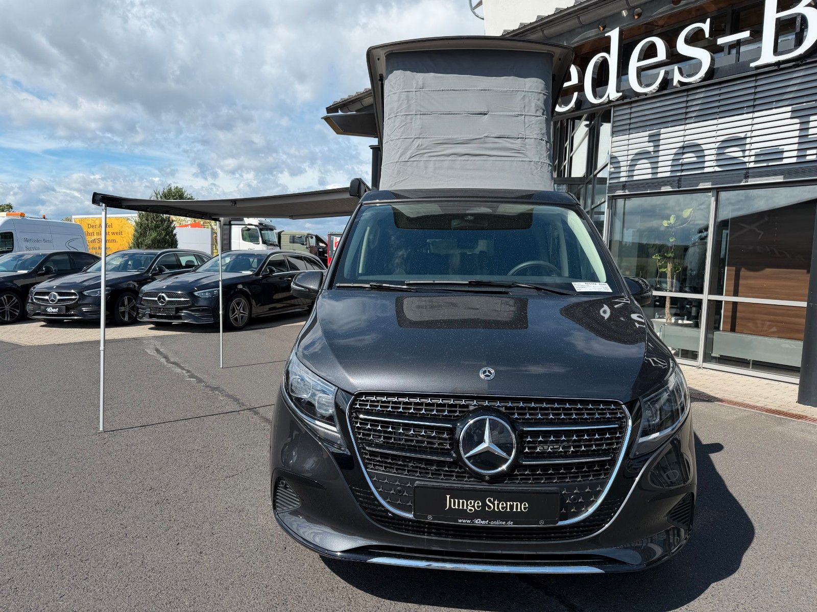Fahrzeugabbildung Mercedes-Benz V 220 d Marco Polo AIRMATIC DISTRONIC AHK2,5to