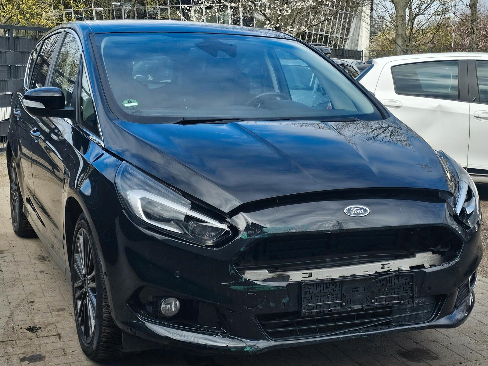 Ford S-Max S-MAX Titanium Business*7 SITZER*NAVI*2 KLIMAZ.*