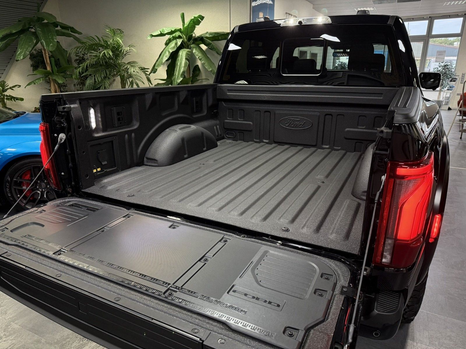 Fahrzeugabbildung Ford FORD RAPTOR -R- V8 KOMPRESSOR-SOFORT!!!!