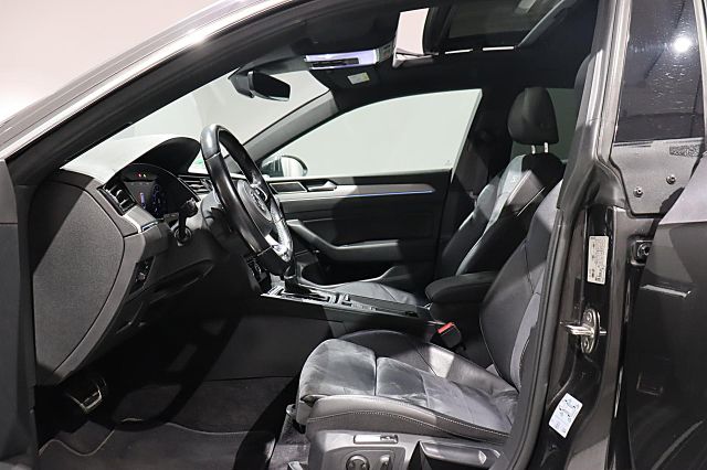 Arteon R-Line 2.0 TDI 190PS 4M STANDHZ PANO LED