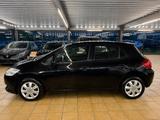 Toyota Auris Executive*Tüv*9.2027* - gebrauchte Toyota Auris aus dem Jahr 2007
