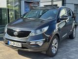 Kia Sportage 1.6 Dream Team 2WD*R-Kamera*Scheckheft - Kia Sportage mit Benzin-Antrieb: Geländewagen, 1.6