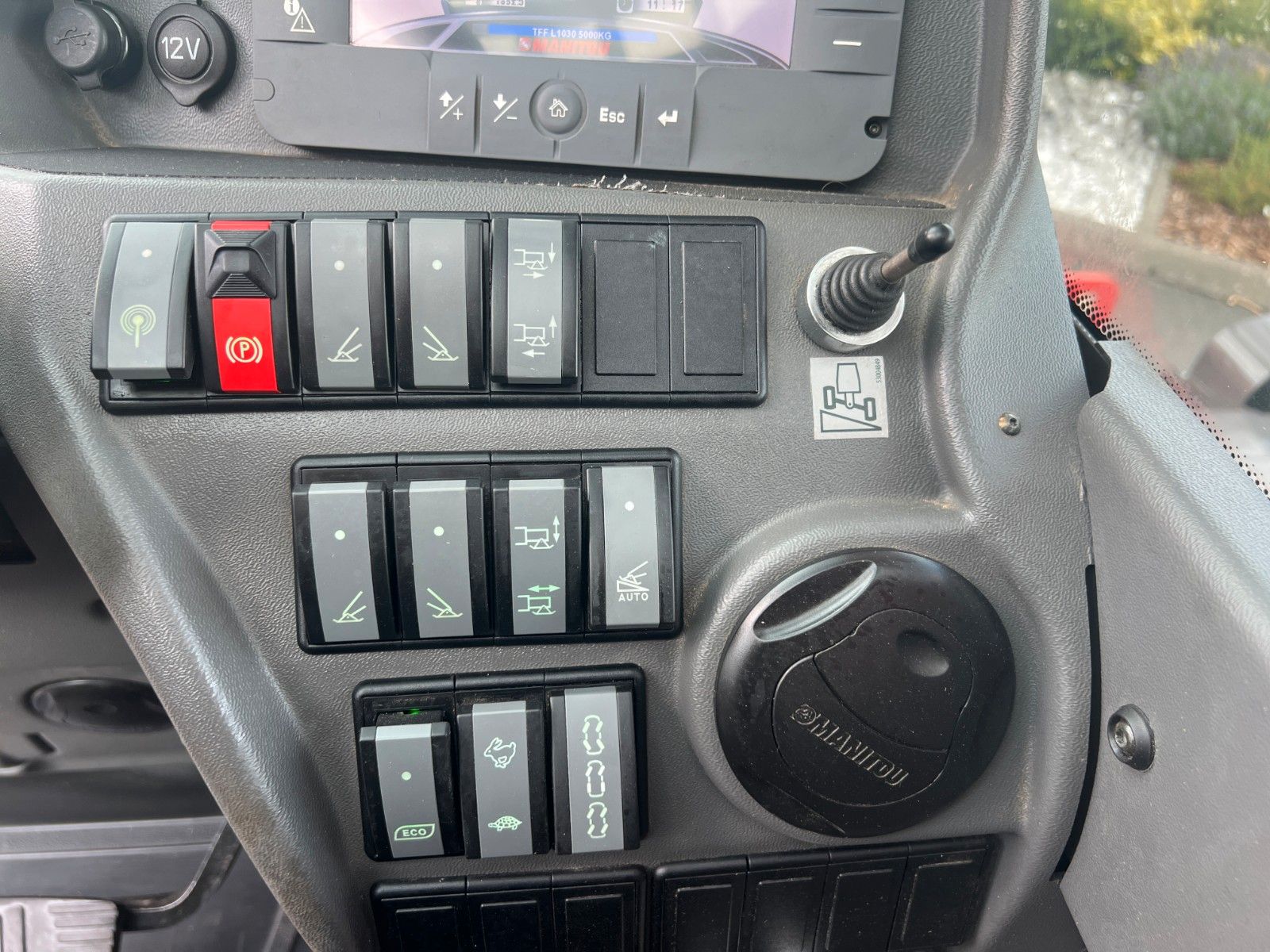 Fahrzeugabbildung Manitou MRT 2550 + / nur 1.092h! / Gabel / Korb