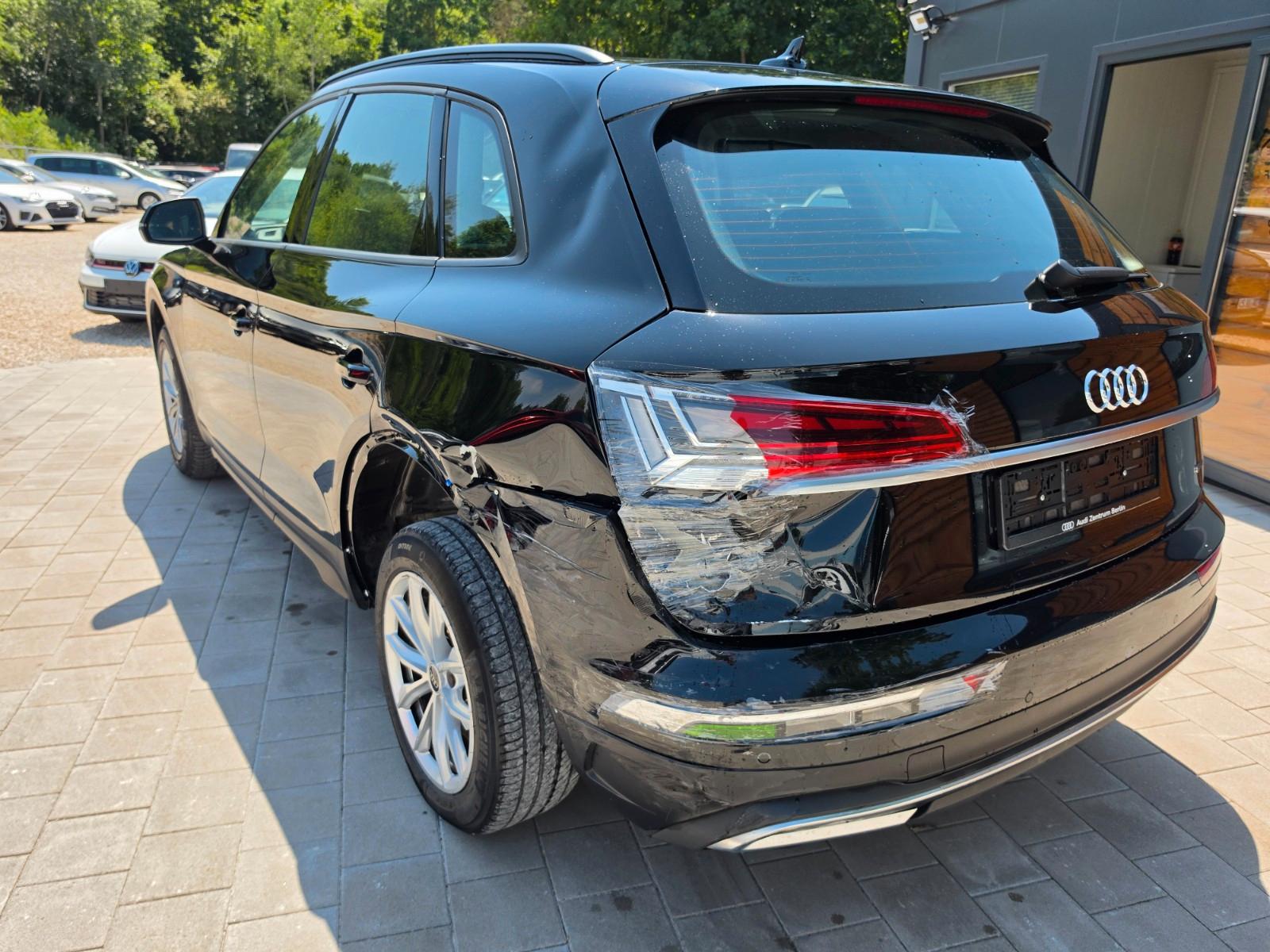 Audi Q5 40 TDI quattro S Line Business