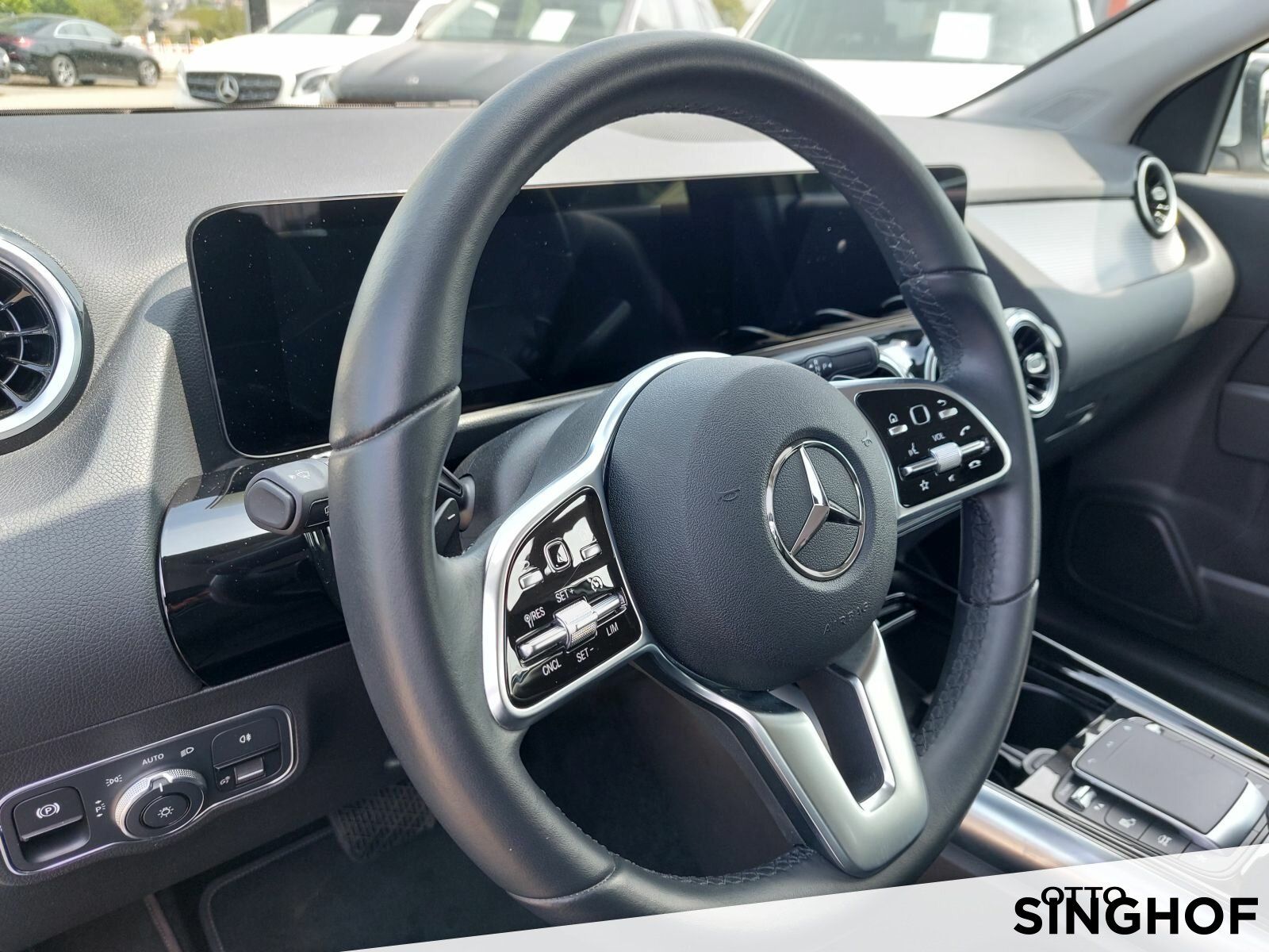 Fahrzeugabbildung Mercedes-Benz GLA 250 e Progressive +LED+Navi+MBUX+Park Assist