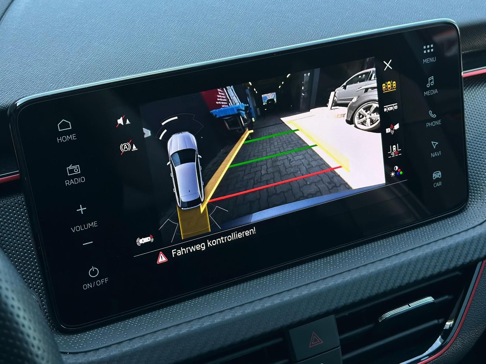 SKODA Scala 1.0TSI MONTE CARLO MATRIX#AHK#CAM#ACC#SPUR - Image 21