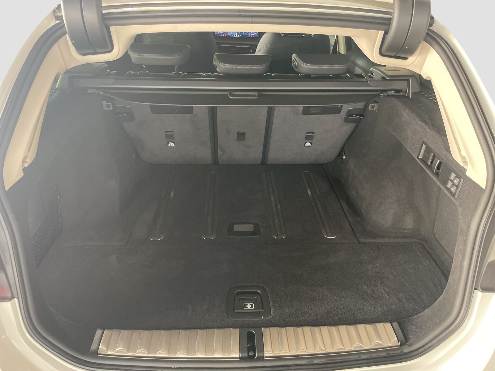 BMW 330 - Bild 16