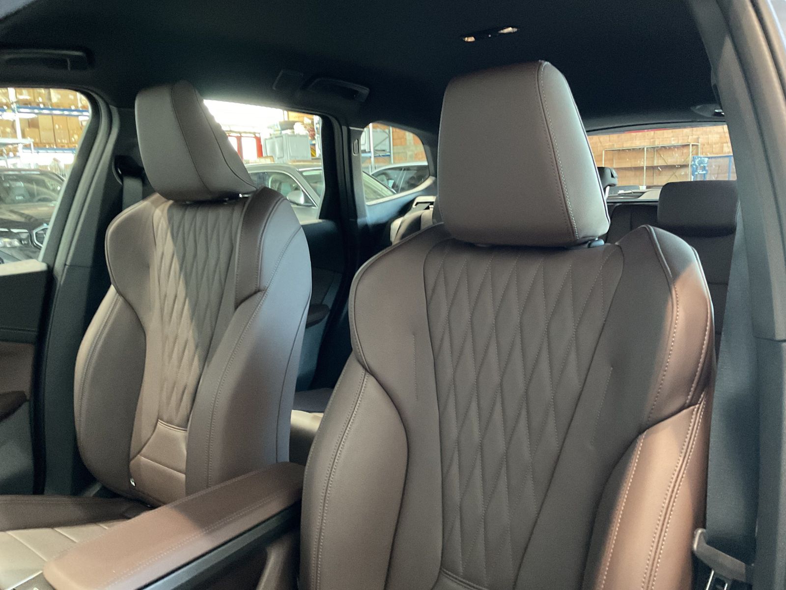 BMW iX1 - Bild 8