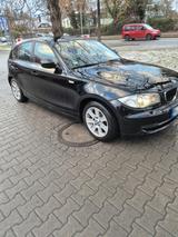 BMW 1er (116d)  Gepflegt, zuverlässig und... - BMW aus 2010: 1er