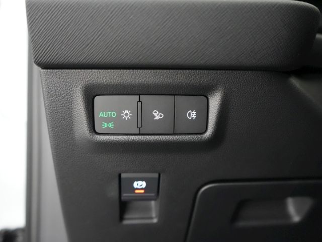 Kodiaq SPORTLINE TDI DSG+AHK+NAVI+RÜCKFAHRKAMERA