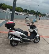 Suzuki Burgman 200 - SUZUKI BURGMAN 200