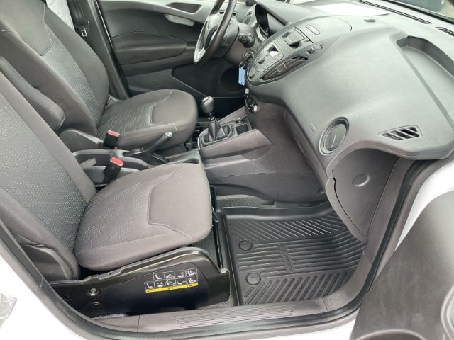 Fahrzeugabbildung Ford Transit Courier 1.0 EcoBoost Trend AHK,  Klimaan
