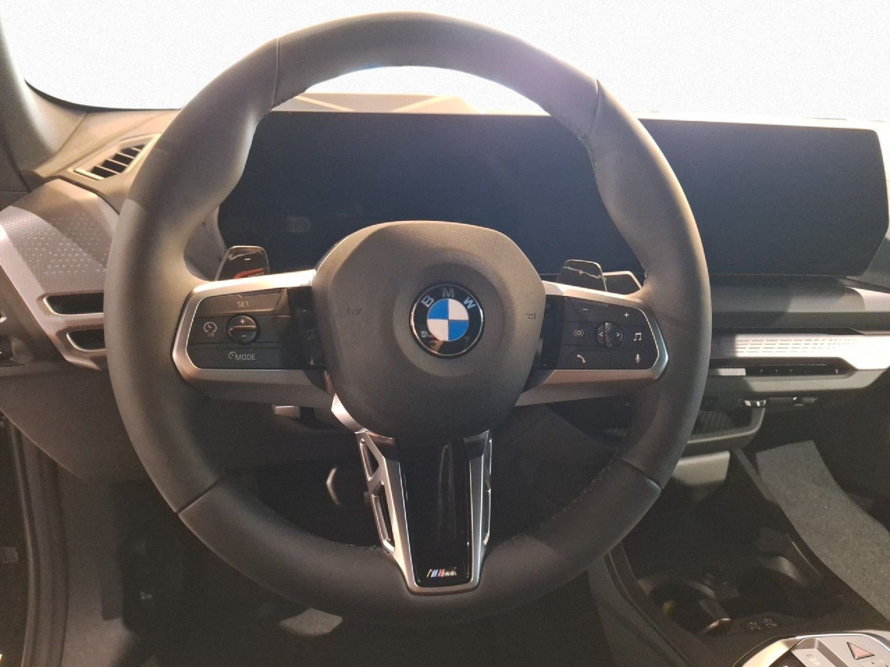 BMW 218 - Bild 18