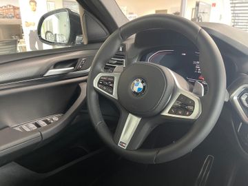 BMW X4 - 11