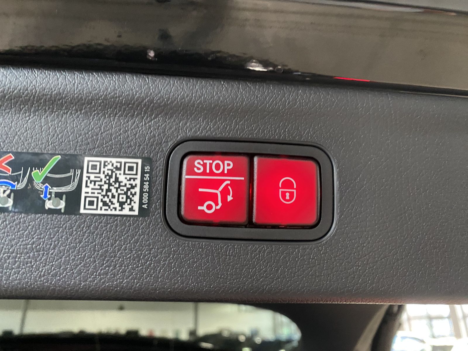 Fahrzeugabbildung Mercedes-Benz EQE SUV 500 4M AMG/HYPER/PANO/´21/BUR/360/AHK/