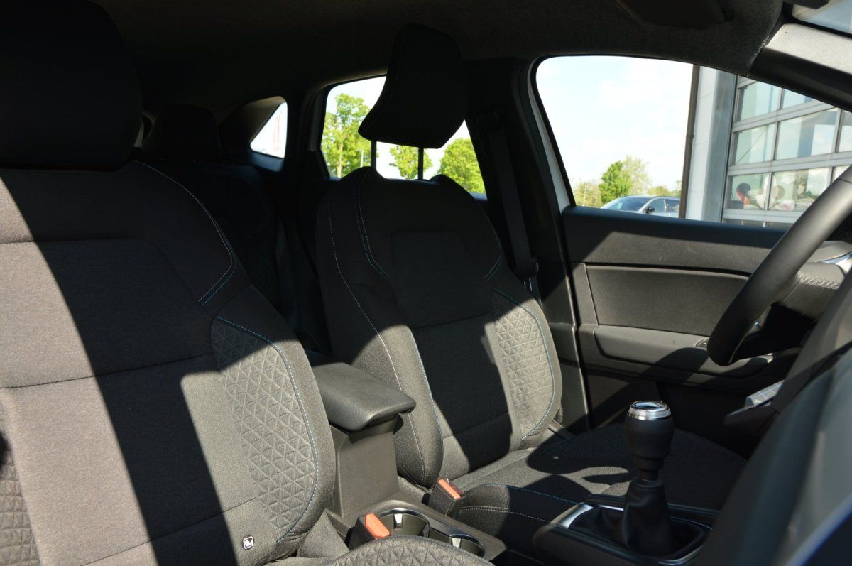Fahrzeugabbildung Renault Symbioz   140 Mild Hybrid Evolution