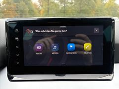 Fahrzeugabbildung Seat Arona FR 1.0 TSI 116 PS Navi Sitzh LED Alu PDC