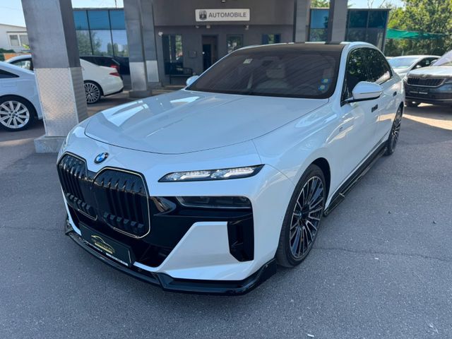 BMW 740 d xDrive M Sport TV / SKY Lounge