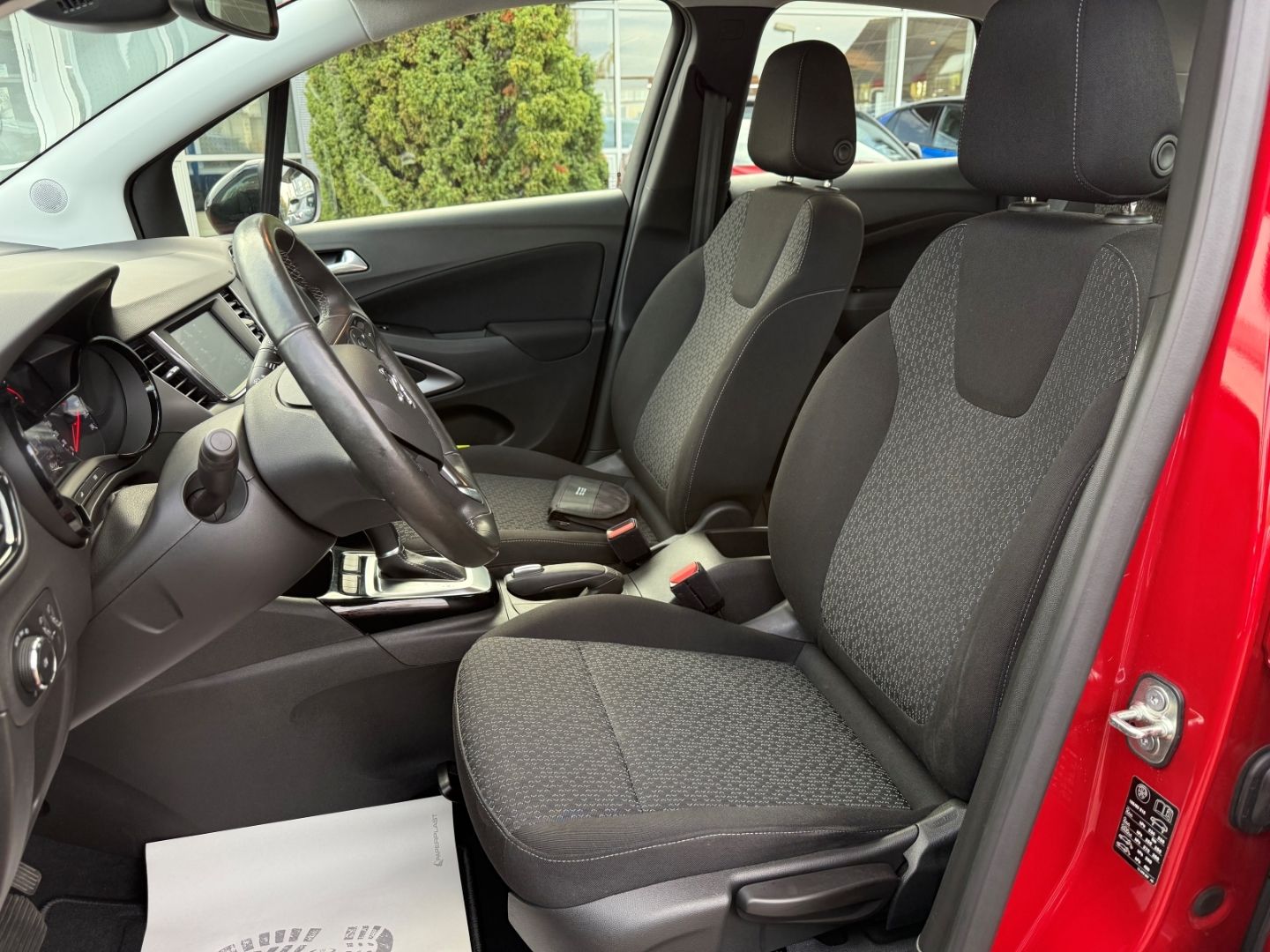 Fahrzeugabbildung Opel Crossland Edition 1.2 Direct SHZ+LHZ+Kamera