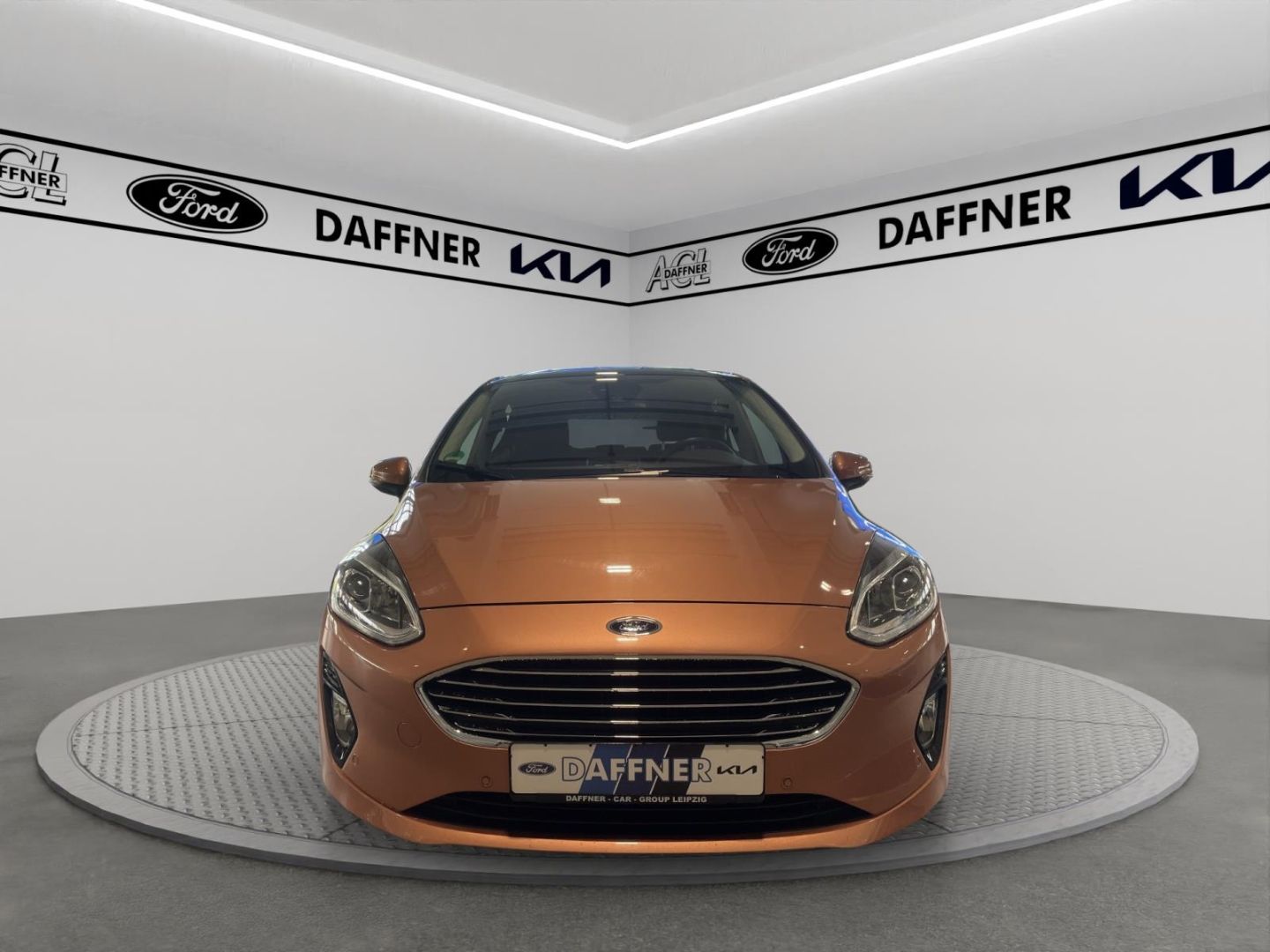Fahrzeugabbildung Ford Fiesta Titanium Kamera Panoramadach Tempomat