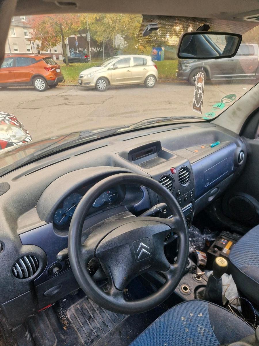 Volkswagen  2006 — engine 102 HP (75kW)
