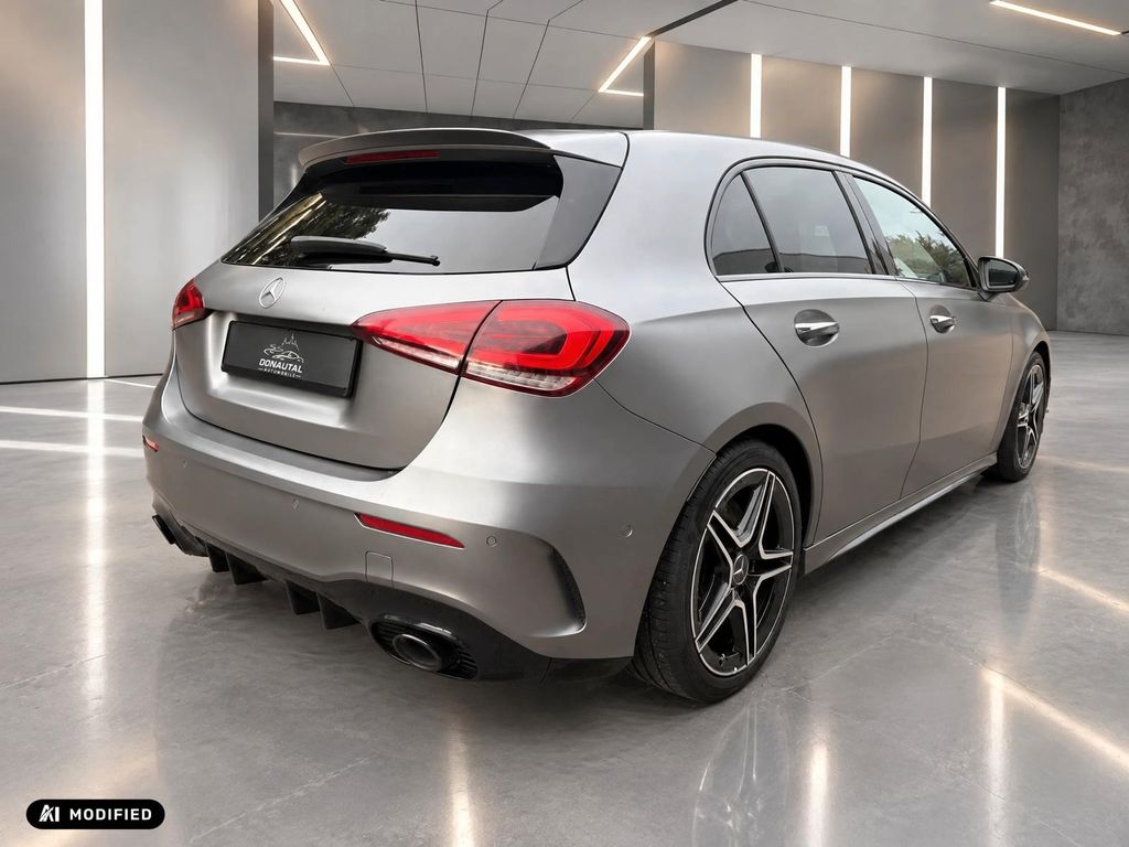 MERCEDES-BENZ A-Class 2022