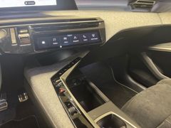 PEUGEOT 3008 GT HYBRID 145 e-DSC6 AHK-abnehmbar Navi Dig