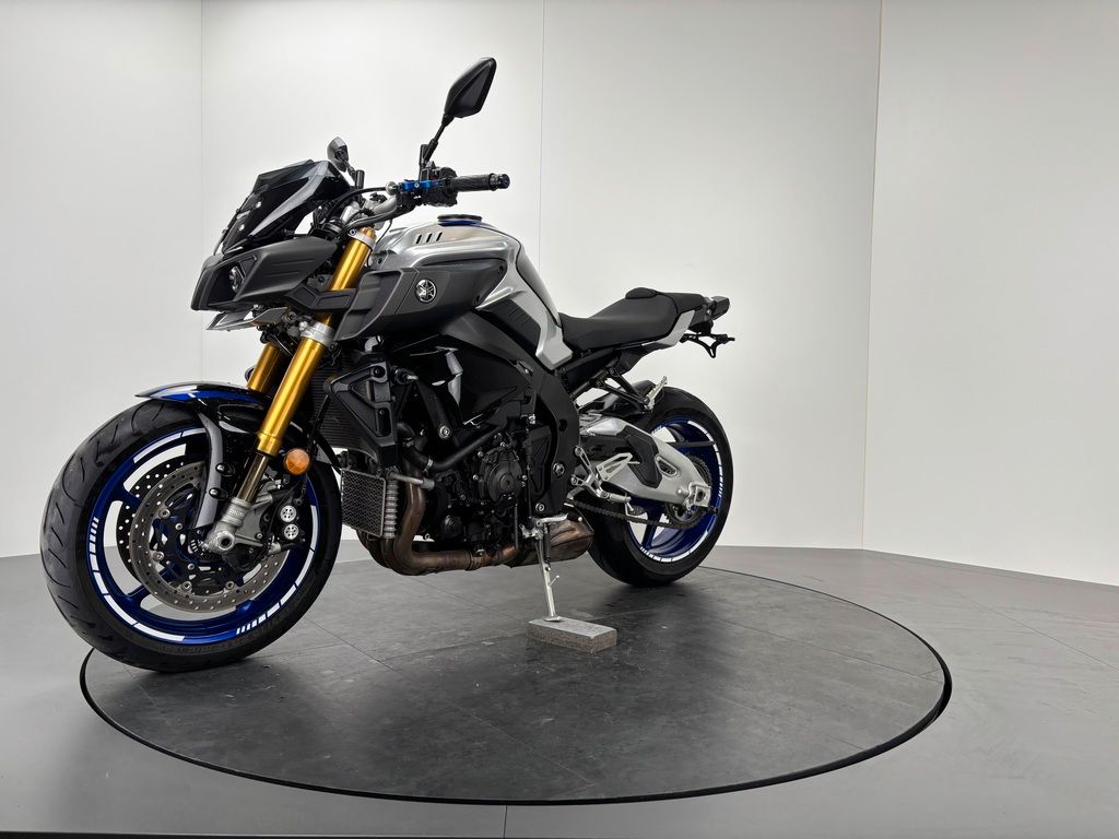 Fahrzeugabbildung Yamaha MT-10 SP *TOP-ZUSTAND *AKRAPOVIC