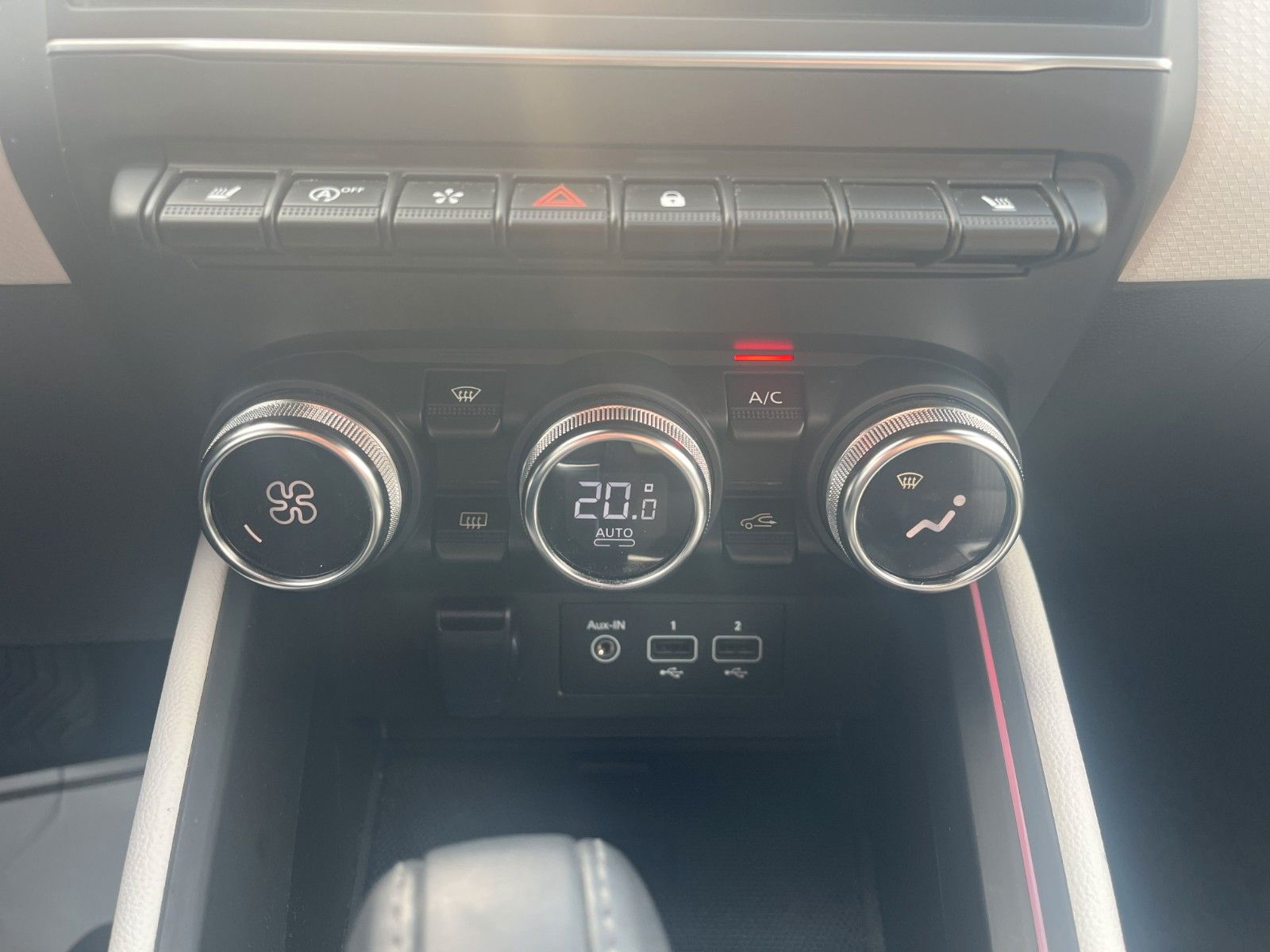Fahrzeugabbildung Renault Clio V Techno