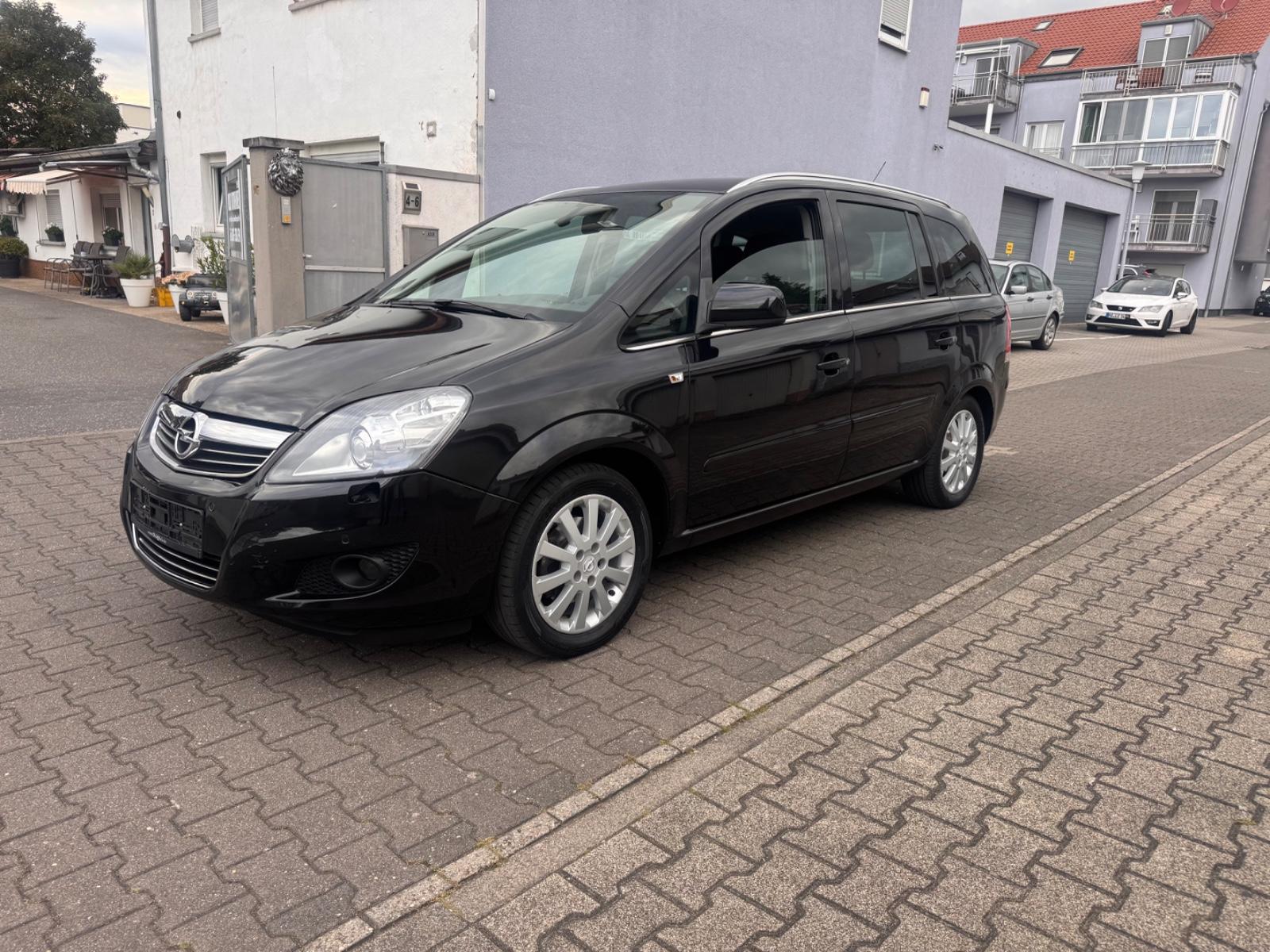 Opel Zafira B 1,8 Family Plus 7Sitzer-Navi-2 Hand