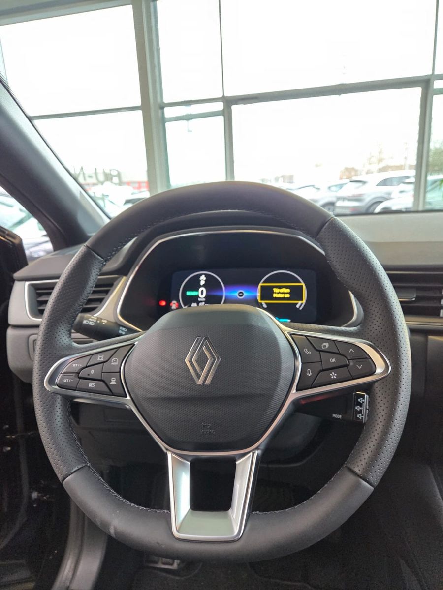 Fahrzeugabbildung Renault Captur Full Hybrid E-Tech 160 Esprit Alpine