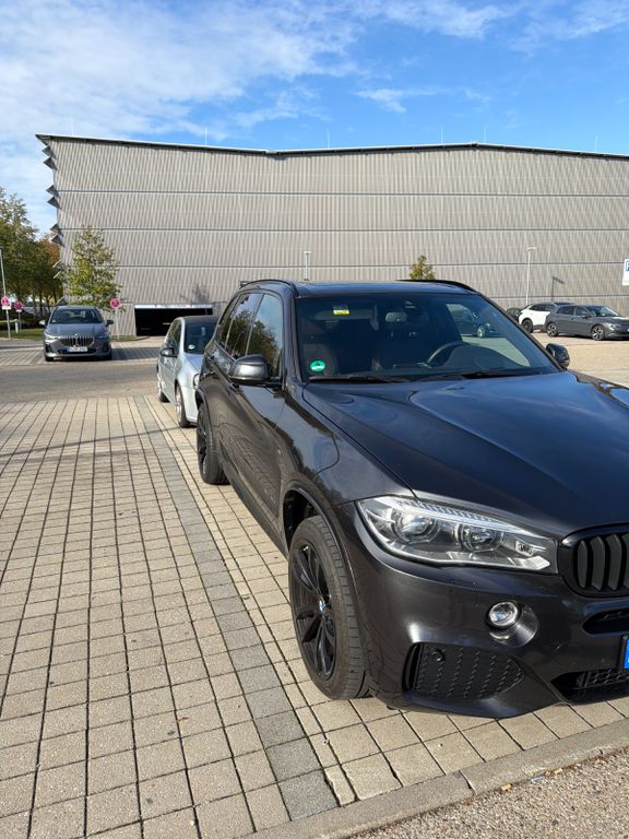 Image of BMW X5