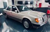 Mercedes-Benz Mercedes W 124 H Kennzeichen, tauschen mög... - Mercedes-Benz W124 aus dem Jahr 1989