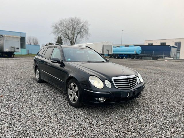 Mercedes-Benz E 220 CDI AVANTGARDE