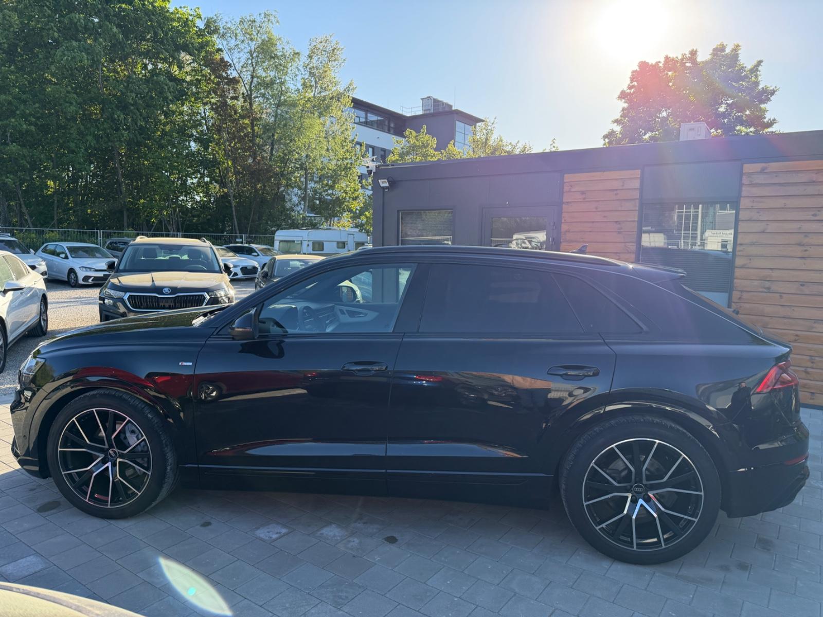 Audi Q8 50 TDI quattro*S-Line*Matrix*Raute*