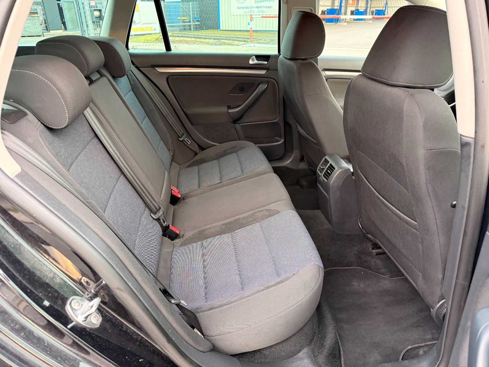 Volkswagen Golf 2012 — photo 10