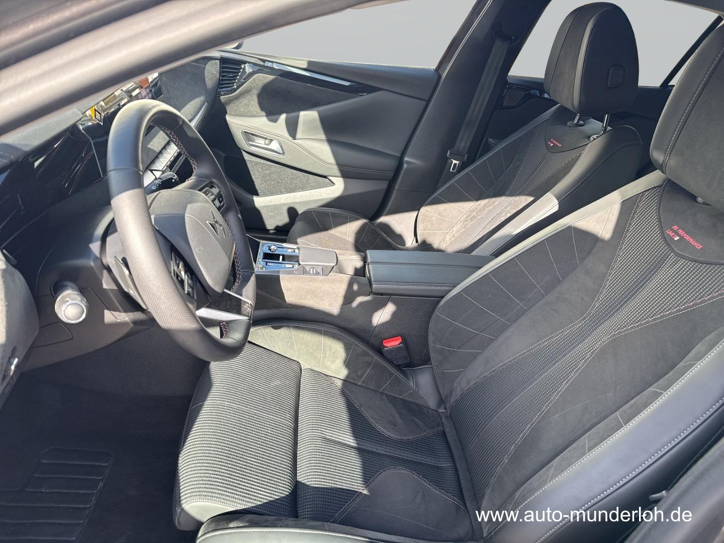 DS Automobiles DS4 e-Tense Hybrid 225  Performance Line+   NAVI