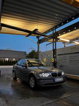BMW E46 320i ANGEL EYES - BMW 320 aus 2004: 320i