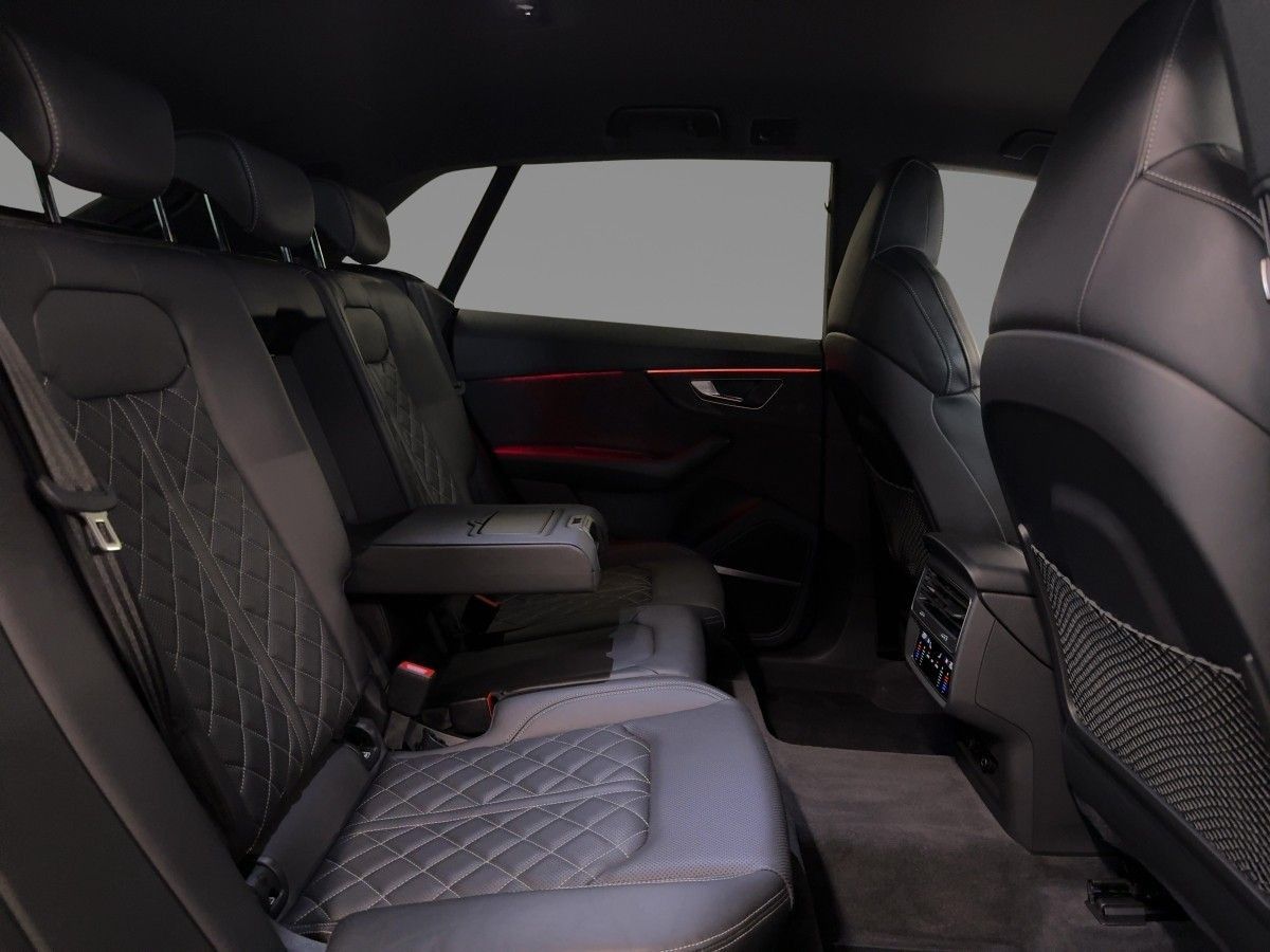 Audi SQ8 - Bild 12