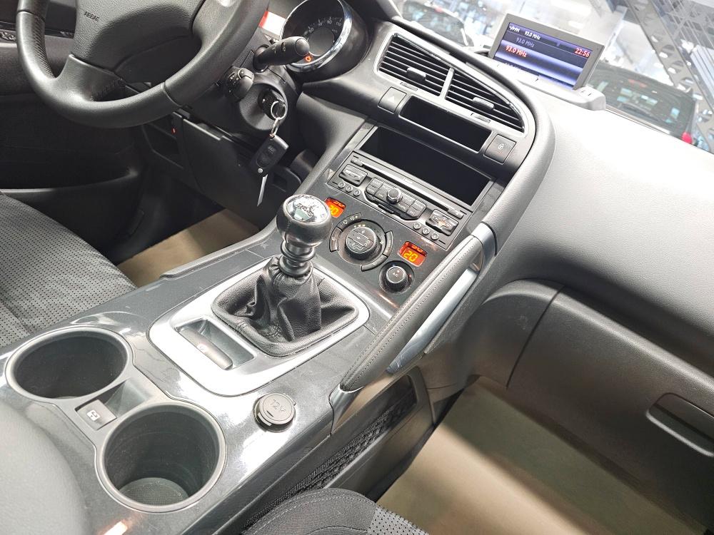 Peugeot 3008 Active ohne Tüv nur Gewerbe oder Export