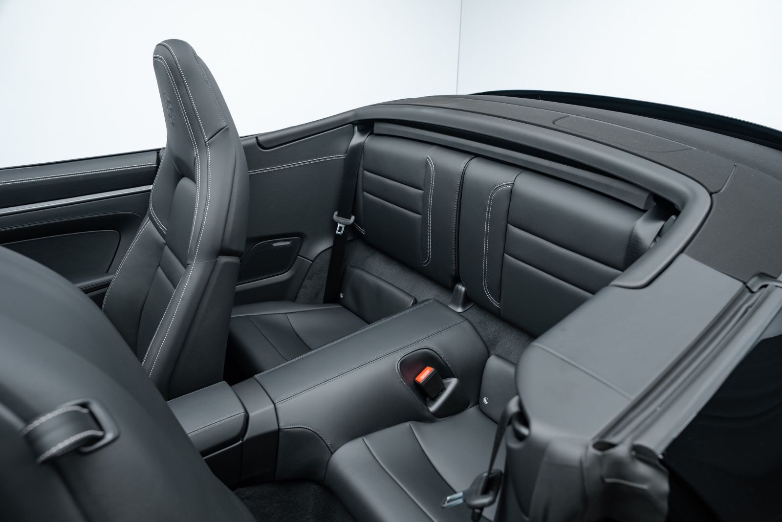 Fahrzeugabbildung Porsche 911 Carrera Cabriolet BOSE/360/SPORTABGAS.
