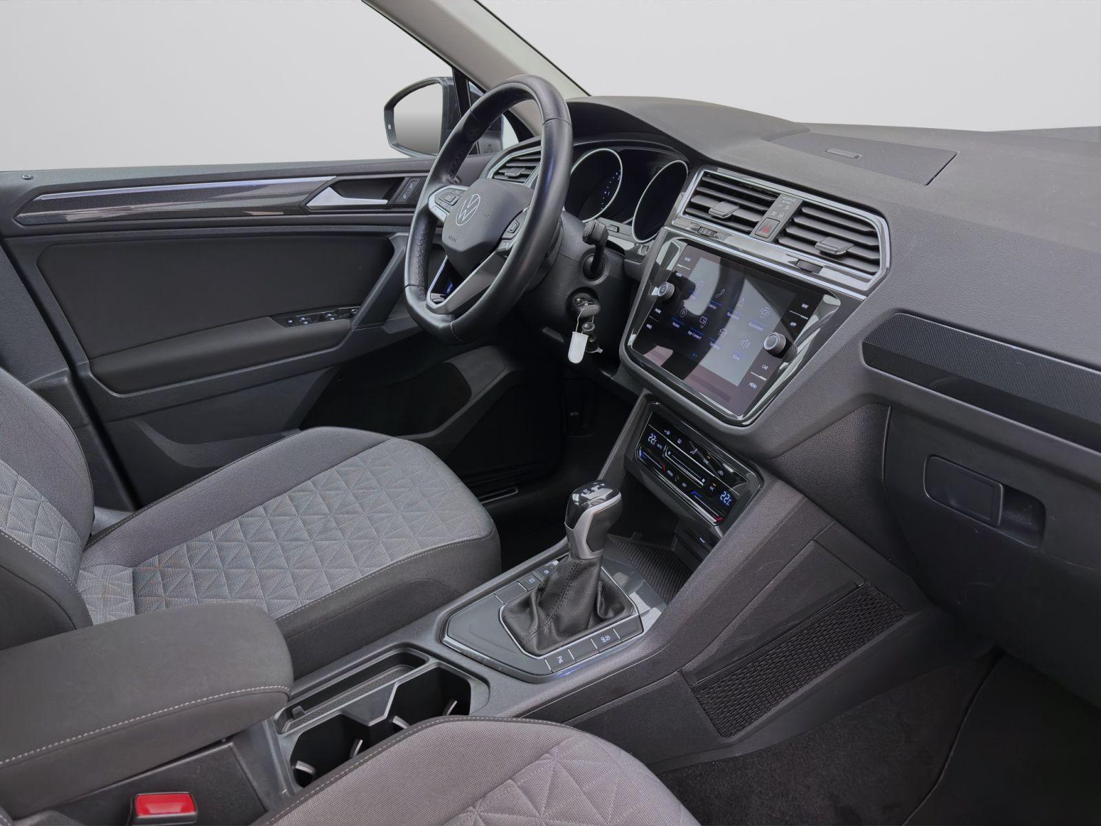 Volkswagen Tiguan 2.0 TDI DSG LIFE AHK NAVI KAMERA ACC