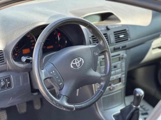 Toyota Avensis  1.8 Sol Liftback
