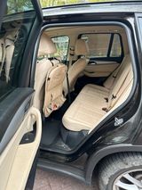 BMW X3 xDrive20i AT -mit Dachreling/Panorama/Head-up - BMW X3: Braun