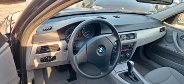 BMW 318 - 9