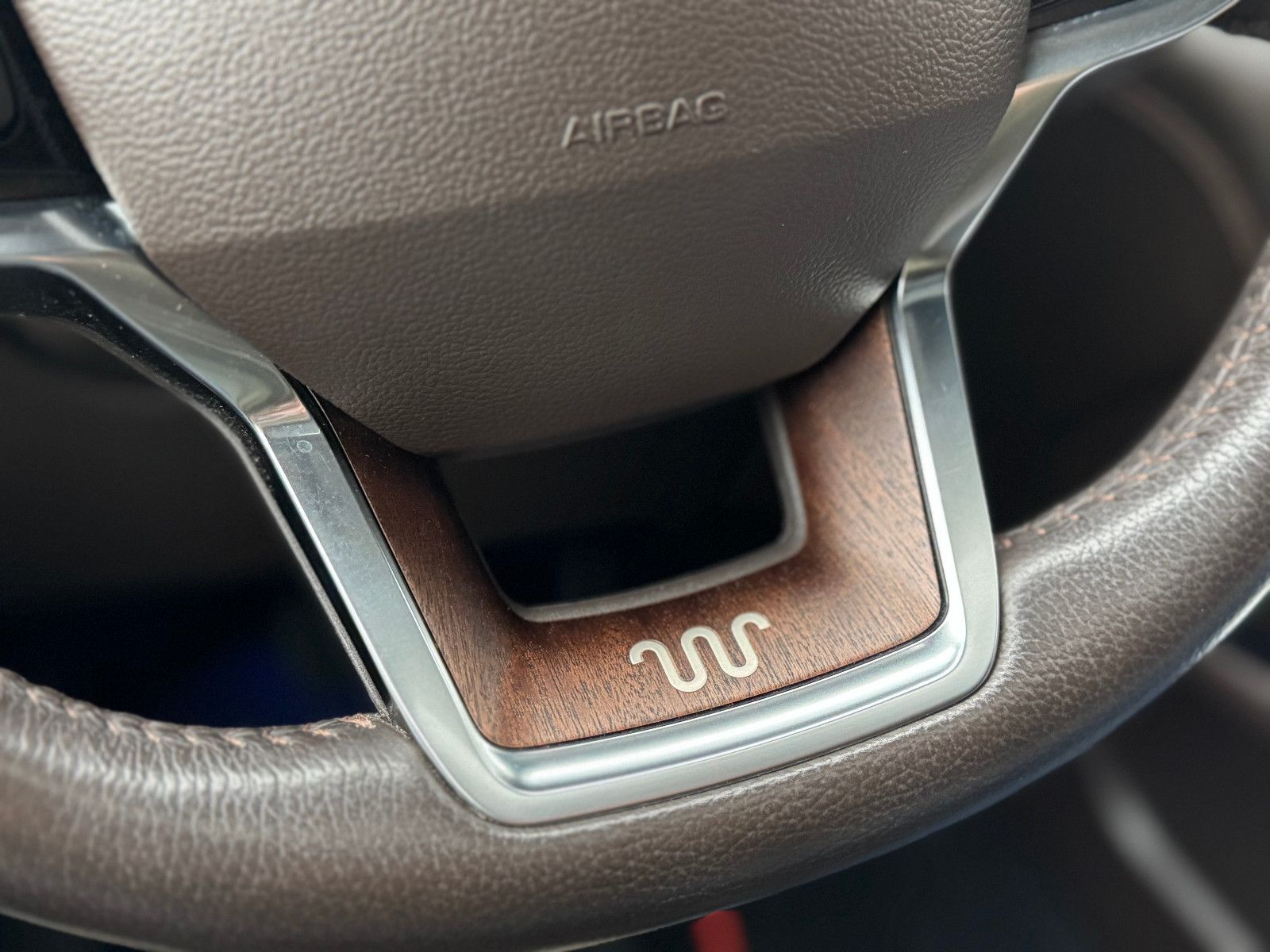 Fahrzeugabbildung Ford Explorer Limited 3.0ST 405PS KING RANCH