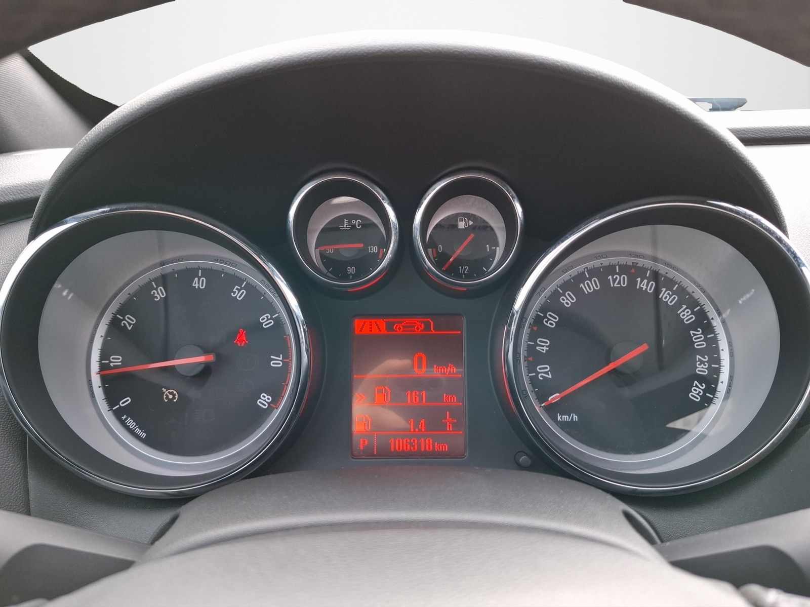 OPEL Astra J GTC 1.6 Turbo Excite AUTOMATIK / NAVI / - Image 12