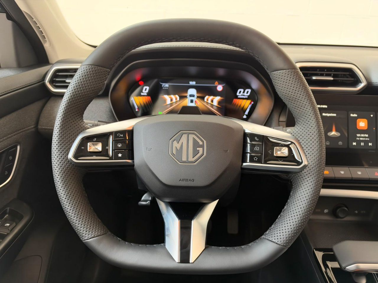 MG ZS