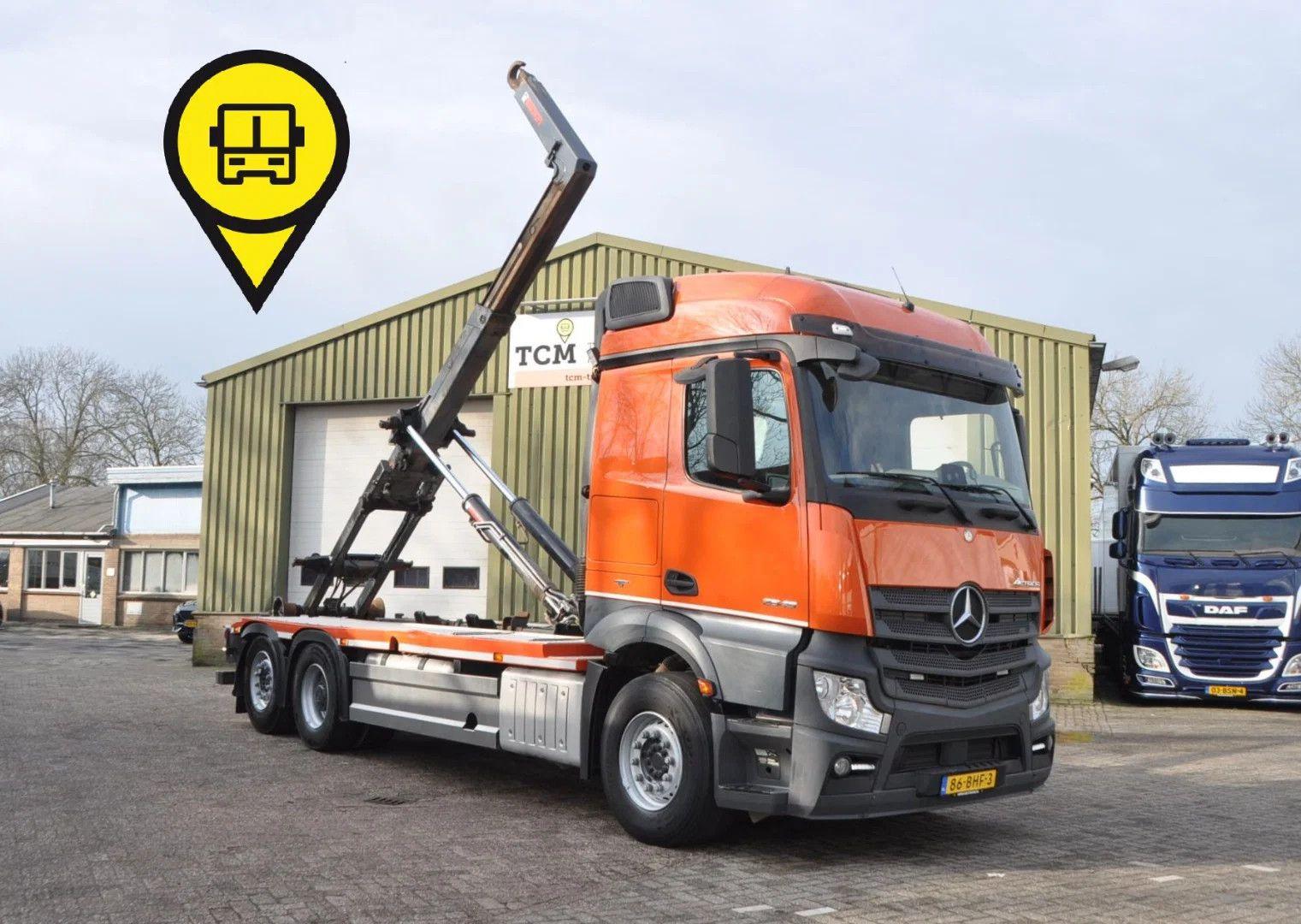 Mercedes-Benz Actros 2845 6X2 HIAB MultiLift HAAKARM
